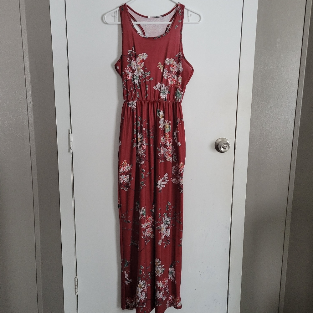 Burgundy floral tank maxi dress